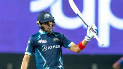 गुजरातसाठी शुभमन गिलने खेळली शानदार खेळी, टीम इंडियात परतण्याचा मार्ग खुला