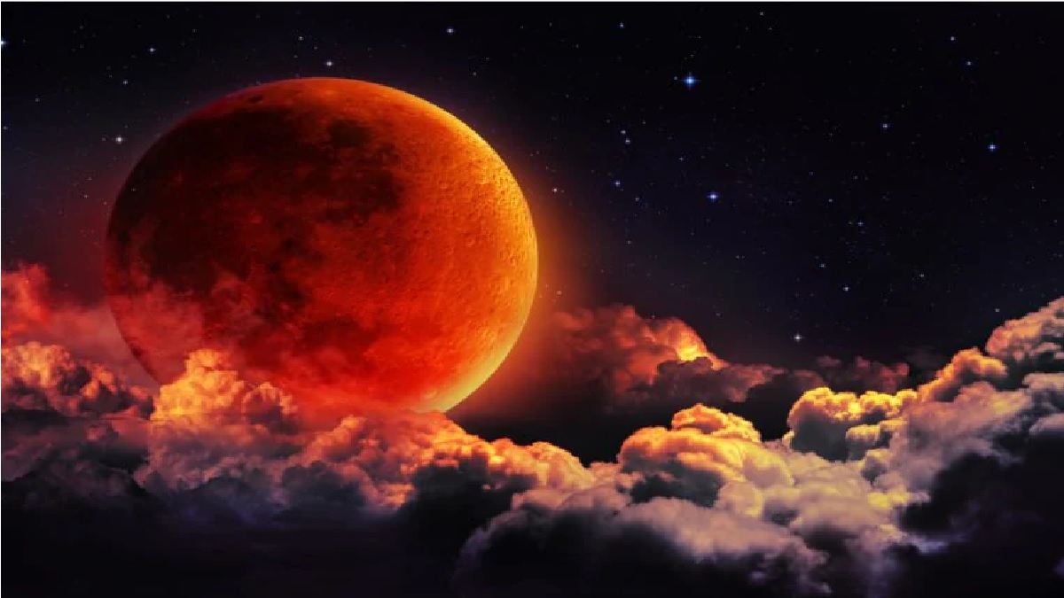 Unique Combination Of Full Moon And Super Flower Blood Moon Lunar Eclipse Nrvk