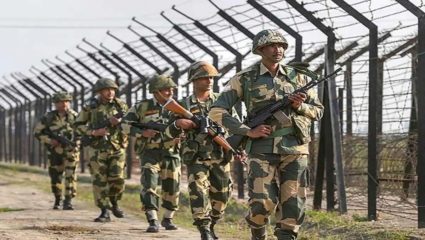 जम्मू-काश्मिरात 2022 मध्ये 56 विदेशी दहशतवादी ठार, सीमेपलीकडील प्रशिक्षण शिबिरांमध्ये अजूनही…