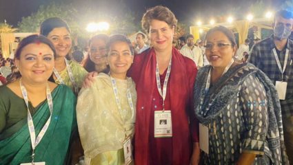 भारतीय राष्ट्रीय काँग्रेस कमिटीच्या वतीने आयोजित नवसंकल्प २०२२ या शिबिरात दिग्गज नेत्यांचा सहभाग