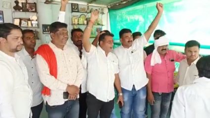 राणा दाम्पत्याला जामीन मंजूर होताच त्यांच्या निवासस्थानी कार्यकर्त्यांचा जल्लोष