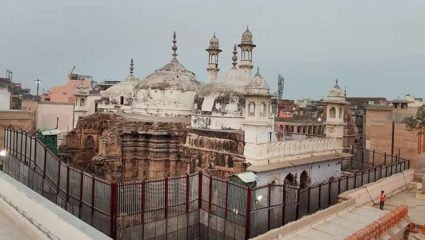 ज्ञानवापी मशीद परिसराचे होणार सर्वेक्षण; अलाहाबाद उच्च न्यायालयाने दिली परवानगी