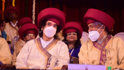 जगातील सगळ्यात जुन्या विद्यापीठाची पदवी मिळणे हा कृपाप्रसाद ,उस्ताद झाकीर हुसेन यांनी व्यक्त केला आनंद