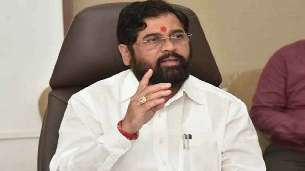 शिवसेना नेते एकनाथ शिंदे नाराज; १३ आमदार नॉटरिचेबल