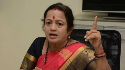 कथित कोविड घोटाळा प्रकरण: मी स्वत:हून आलेली नाही, मला ईडीच्या रडावर आणलं गेलं आहे – किशोरी पेडणेकर