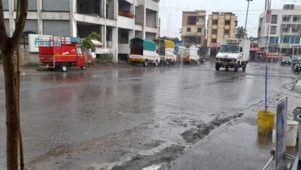 पुण्यात मुसळधार पाऊस; उकाड्यापासून पुणेकरांना दिलासा