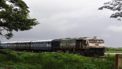 आषाढी एकादशीला पंढरपूरसाठी रेल्वेच्या विशेष गाड्या