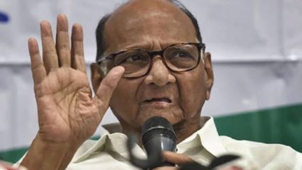 महाराष्ट्रात राज्यकर्त्यांचं लक्ष नाही, वेदांतावरुन शरद पवार यांचा शिंदे-फडणवीस सरकारवर जोरदार हल्लाबोल  