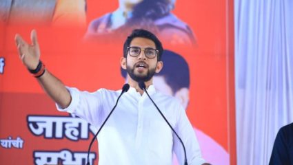 महाराष्ट्रात विरोधकांचा आवाज दाबण्याचे काम सुरु, आदित्य ठाकरेंची संजय राऊतांच्या अटकेवर प्रतिक्रिया