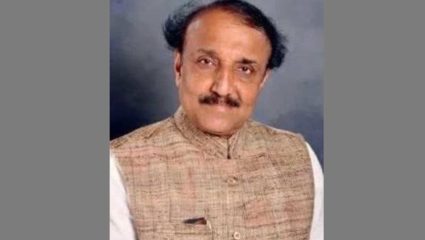 बंडखोर सेना नेत्यास मुख्यमंत्रिपद देऊन भाजपचे डॅमेज कंट्रोलचे काम : गोपाळ तिवारी