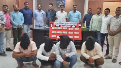 मुकादमाला लुटणारी टोळी गुन्हे शाखेकडून जेरबंद; पाच लाखांच्या रकमेसह १७ लाखांचा मुद्देमाल जप्त