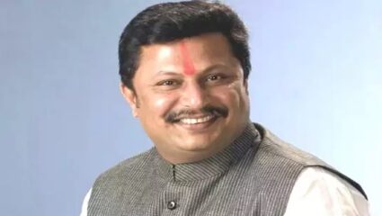 पक्ष कसा चालवावा हे पवारांकडून शिका; राजेश क्षिरसागर यांची टीका