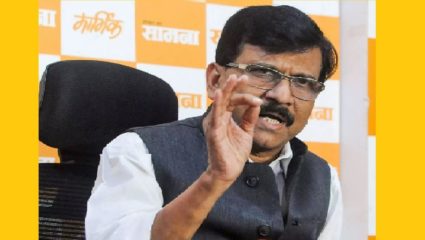 शिंदे गटातील आमदार, खासदारांच्या ‘सामना’ने जाहिराती नाकारल्या, ‘या’ कारणामुळं जाहिरातीस नकार