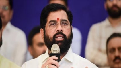 पक्षाचा मुख्यमंत्री असताना शिवसैनिकांना काही मिळाले नाही; एकनाथ शिंदेंची टीका