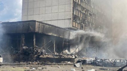रशियाच्या क्षेपणास्त्र हल्ल्यात युक्रेनच्या १७ जणांचा मृत्यू