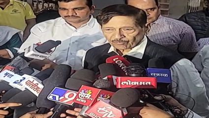 दिल्लीत पवारांच्या बोलण्यावर राजकारण चालत नाही : गिरीश बापट
