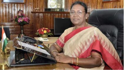 देशाच्या पहिल्या आदिवासी महिला राष्ट्रपतींचा संघर्षमय प्रवास!