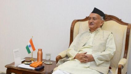 महाराष्ट्राच्या उभारणीत मराठी माणसाच्या कष्टाचे योगदान सर्वाधिक : राज्यपाल