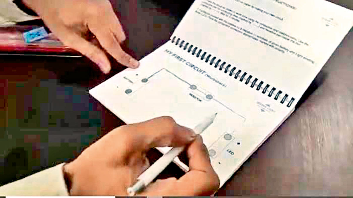 Iit Kanpur Innovation Special Silver Ink Pen Sikho Circuit Electronics Circuit Know The Details Here In Marathi Nrvb