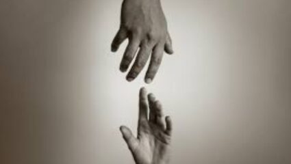 दर्यापूर तालुक्यात तीन दिवसात तिघांनी गळफास लावून केली आत्महत्या