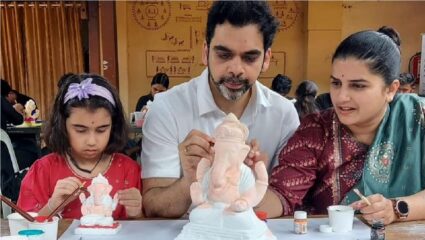 गणेशोत्सवाच्या तयारीत गायक राहुल देशपांडे मग्न