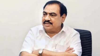 एकनाथ खडसे यांना हृदयविकाराचा झटका, मुख्यमंत्र्यांकडून तातडीने एअर अॅम्बुलन्सची व्यवस्था
