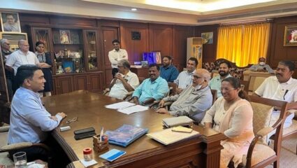 गोव्यात काँग्रेसला धक्का; माजी मुख्यमंत्र्यांसह ८ आमदार भाजपच्या वाटेवर?