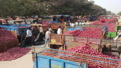 लासलगांव बाजार समितीची निवडणूक ठरलेल्या वेळापत्रकानुसार घ्या, उच्च न्यायालयाचे आदेश