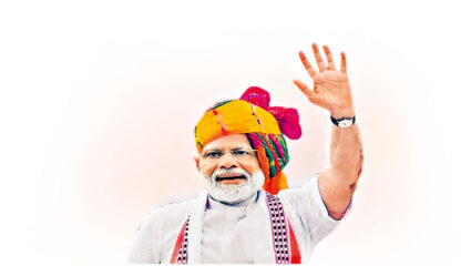 मतदानाच्या एक दिवस आधी पीएम मोदींनी कर्नाटकच्या जनतेला लिहिलं पत्र, Videoद्वारे दिला ‘हा’ संदेश