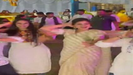 खासदार नवनीत राणा यांना गरबा खेळण्याचा मोह आवरेना! अमरावतीमध्ये घेतला गरब्याचा आंनद