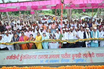 एका साखर कारखान्यामुळे २५ किलोमीटरचा परिसर समृद्ध व संपन्न होतो : माजी साखर आयुक्त राजेंद्र चव्हाण