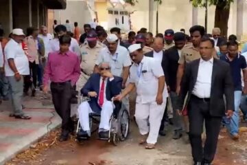 प्रमुख न्यायाधीशांकडून चौपाटीच्या जागेची पाहणी ; पालिका आणि विक्रेते यांच्यातील वादाच्या पार्श्वभुमीवर पाहणी