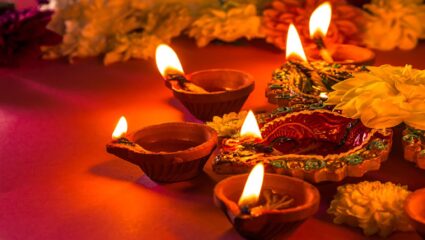 खुशखबर! अमेरिकेत आता दिवाळीला मिळणार सरकारी सुट्टी, संसदेत एक विशेष विधेयक मंजूर