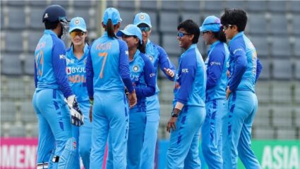 थायलंडचा पराभव करत भारतीय महिला संघाची फायनलमध्ये धडक