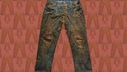 अबब! चक्क 62 लाखची फाटकी आणि मळकी Jeans विकली गेली