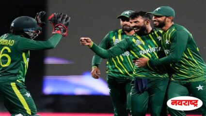 रडत खडत सेमीफायनलमध्ये गेलेल्या पाकिस्तान संघाची नेटकऱ्यांकडून खिल्ली; मिम्स व्हायरल