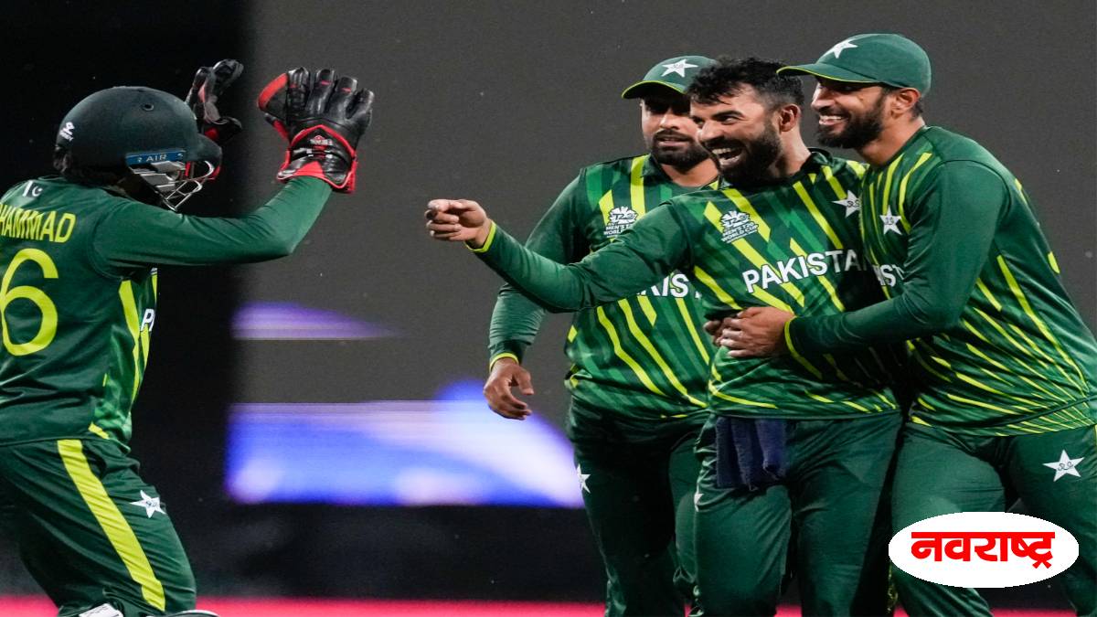 रडत खडत सेमीफायनलमध्ये गेलेल्या पाकिस्तान संघाची नेटकऱ्यांकडून खिल्ली; मिम्स व्हायरल
