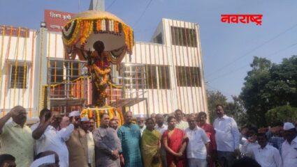महात्मा फुले पुण्यतिथीला भुजबळांची दांडी; चुकीच्या कार्यपद्धतीमुळे दांडीची चर्चा