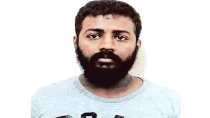 परदेशी माध्यमांना बातम्या छापायला केजरीवालांनी साडेआठ लाख डॉलर दिले