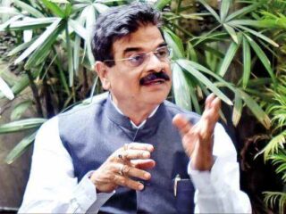 “माझी जनता जे सांगेल तेच मी करेल. दोन चार दिवसात मी माझा निर्णय जाहीर….”; मुख्यमंत्र्यांच्या भेटीनंतर विजय शिवतारेंचे ठाम भूमिका