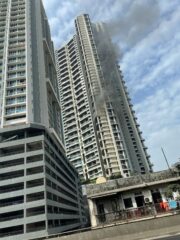 अविघ्न पार्क इमारतीला लागलेली आग नियंत्रणात, कोणतीही जीवितहानी नाही…आगीचे कारण अस्पष्ट