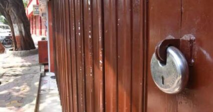 महापुरुषांच्या अवमानाविरोधात ‘वरळी बंद’ची हाक; कडकडीत बंदला सुरुवात