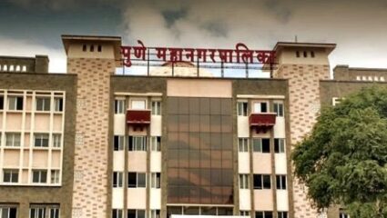 पुण्यात होर्डिंग दुर्घटना घडल्यानंतर पुणे महापालिका ‘ऍक्शन मोड’वर; सुरु केलीये अशी कारवाई…