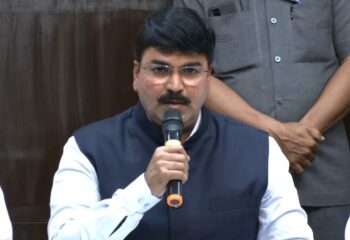 दक्षिण मध्य मुंबईत राहुल शेवाळे विरुद्ध अनिल देसाई यांच्यात लढत; शेवाळेंना आता हॅट्ट्रीकची संधी