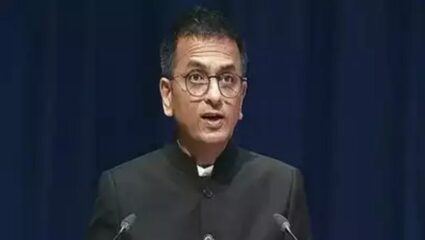 समलैंगिकतेला गुन्हेगार ठरवणे हा अन्याय! सरन्यायाधीश धनंजय चंद्रचूड यांनी व्यक्त केली चिंता