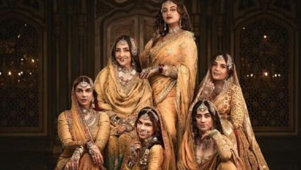 संजय लीला भन्साळींची ओटीटीवर रॅायल एन्ट्री, ‘हीरामंडी’ वेब सिरीजचं करणार दिर्गदर्शन, फर्स्ट लूक पाहुन फॅन्स भारावले