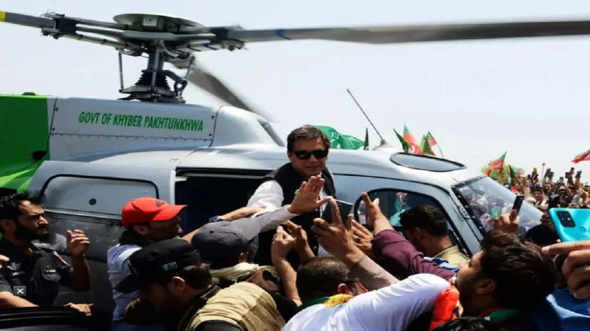 इम्रान खान यांच्याबाबत मोठी अपडेट! अचानक लाहोर हायकोर्टात झाले हजर, 8 प्रकरणात मिळाला जामीन