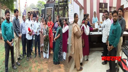जुनी पेन्शन योजना लागू करण्यासाठी कल्याणमध्ये शिक्षकांचे काळ्या फिती लावून आंदोलन, महराष्ट्र राज्य शिक्षण क्रांती संघटनेने दिले तहसीलदार कार्यलयात निवेदन