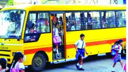 पालकांच्या खिशाला बसणार फटका! शालेय बसच्या शुल्कात थेट १५ ते २० टक्क्यांनी वाढ