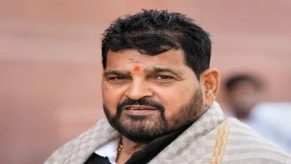 बृजभूषण शरण सिंह यांना दिल्ली न्यायालयाचा झटका, लैंगिक छळाच्या आरोपांची अधिक चौकशी करण्याची मागणी फेटाळली!